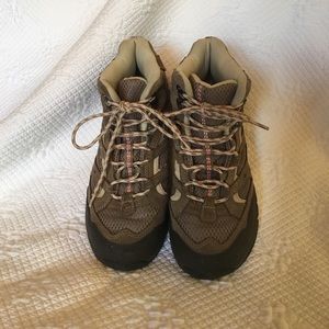 LL Bean 9.5 9 1/2 hiking boot.